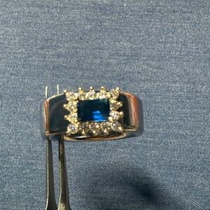 Customize your oura ring by adding a "gem" |nail art/ Rhinestone